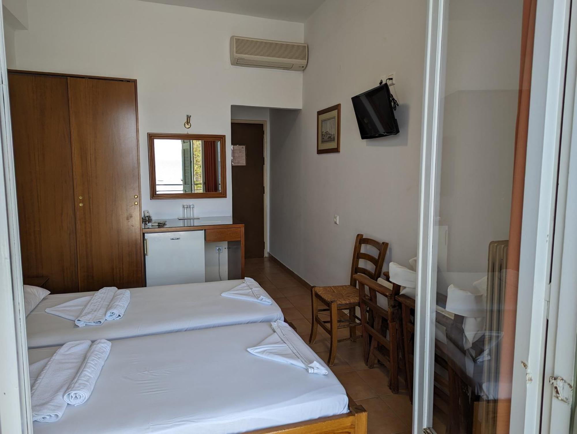 Helen'S Rooms Míloi Zewnętrze zdjęcie